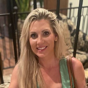 Meet your Posher, Lacy